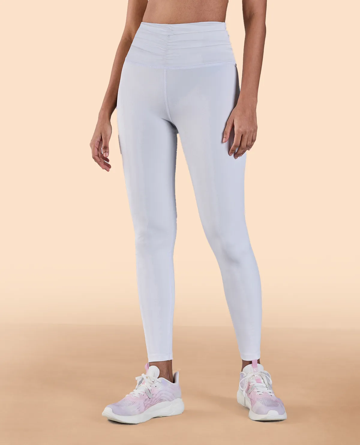 Ruched Waistband Leggings in Second SKN With Back Pocket